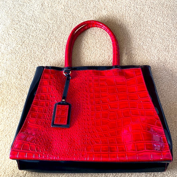 New Faux Leather Boutique Adjustable Tote Bag with Accessory Animal Print Classy - Picture 2 of 9